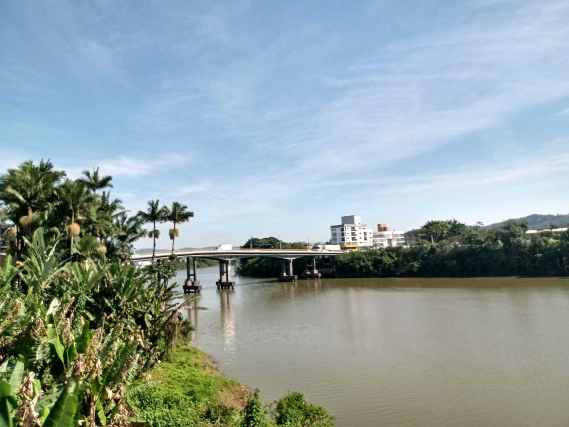 Será que o tempo bom se mantém em Santa Catarina? 